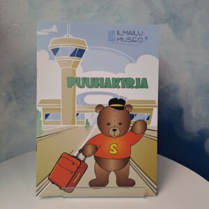 Simppa-puuhakirjan kansikuva, jossa Simppa-nalle on lähdössä matkalle.