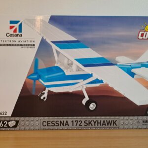 Cobin Cessna Skyhawk-rakennussarja pakkauksessaan