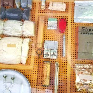 Survival kit of trainer fighter's ejection seat